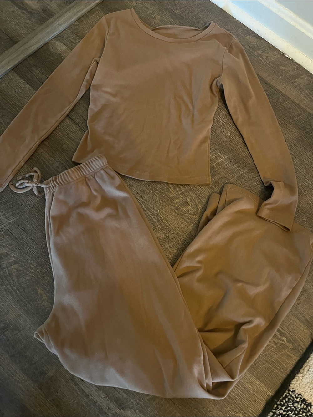 SHEIN Neutral Camel Long-Sleeve Top & Drawstring Joggers Set